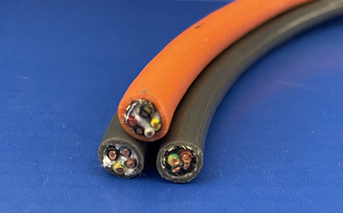 如何選擇超高柔性拖鏈電纜